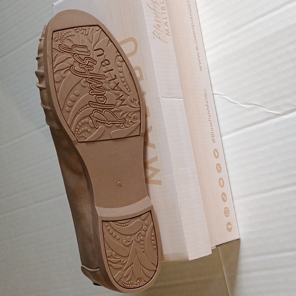 Blowfish Malibu, Emily , Sand Vintagesmo Flats Women's 10M - Picture 7 of 10